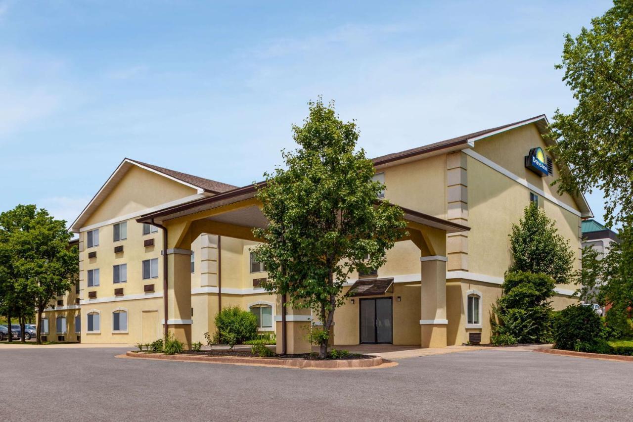 Days Inn By Wyndham Kansas City International Airport Exterior foto