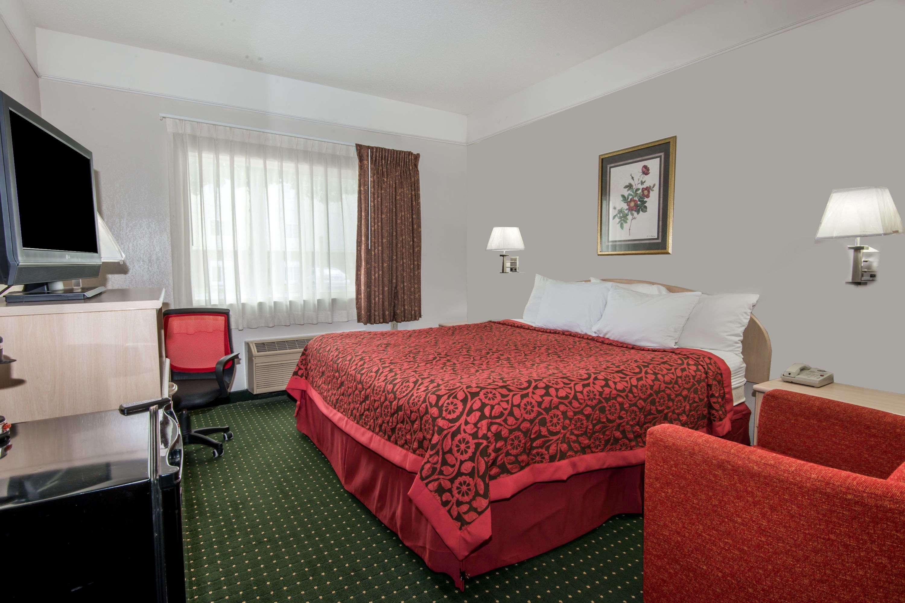 Days Inn By Wyndham Kansas City International Airport Exterior foto